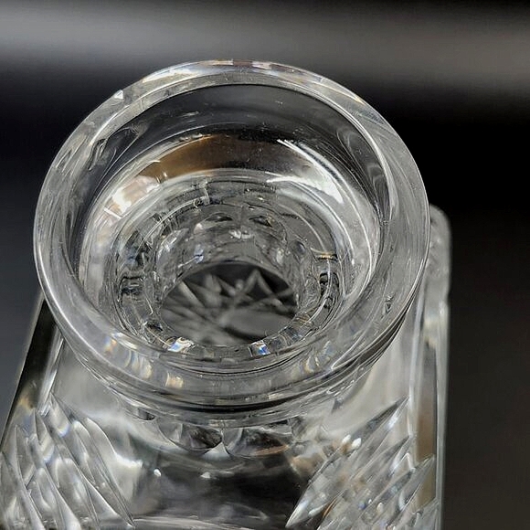 Sparkling Crystal Cut Crystal Decanter w Etched Floral Pattern Pinwh & Star Patt - Picture 10 of 13